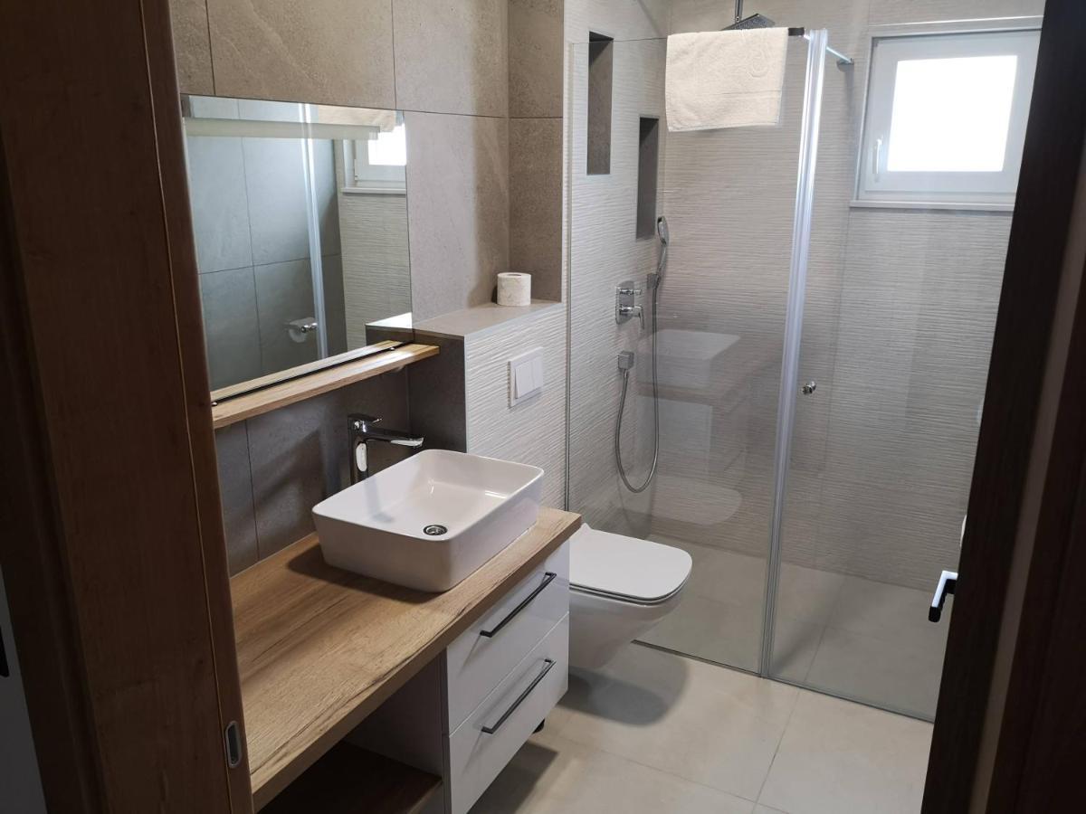 Vila Sara With Sea View And Private Heated Pool