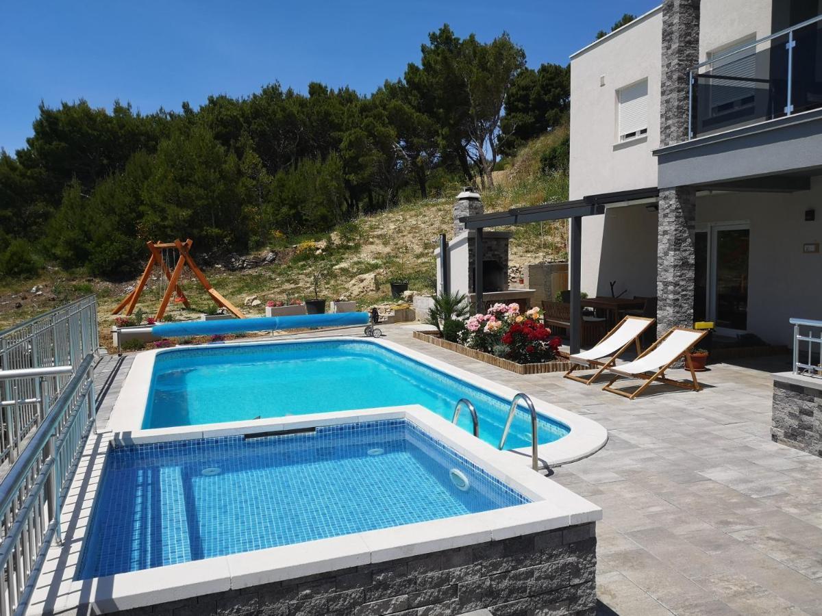 Sara With Sea View And Private Heated Pool *