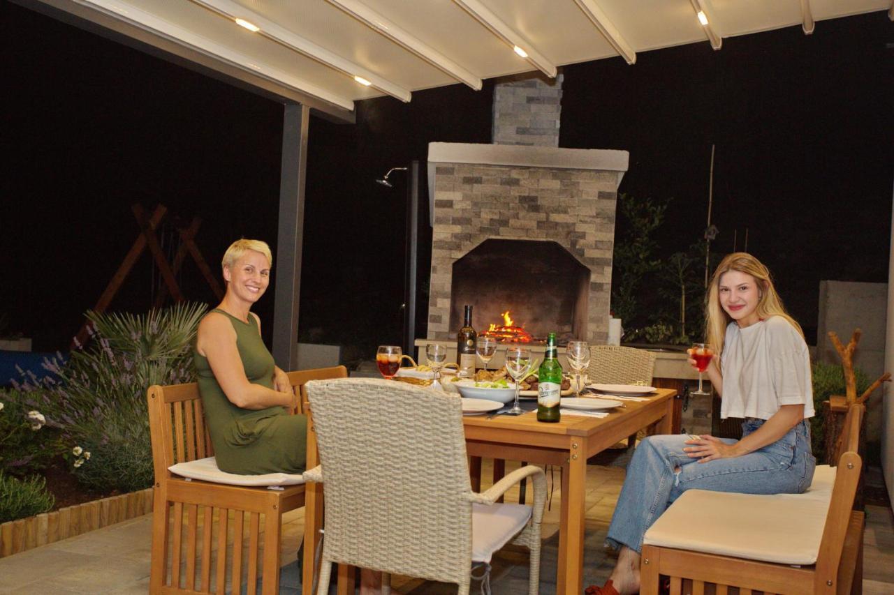 Sara With Sea View And Private Heated Pool Villa *