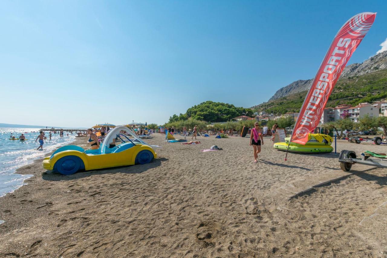 Villa Sara With Sea View And Private Heated Pool Omis